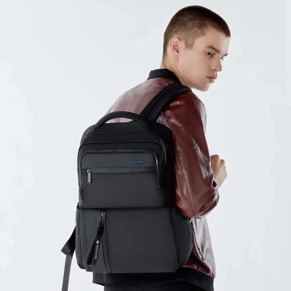 ARCTIC HUNTER backpack