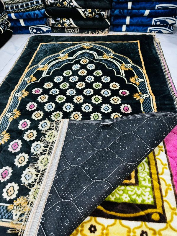 High Quality China Soft Prayer JayNamaz | Prayer Mat (Blanket  JayNamaj)| Mash Jaynamaz- extra soft different Colors-1 piece - Image 4