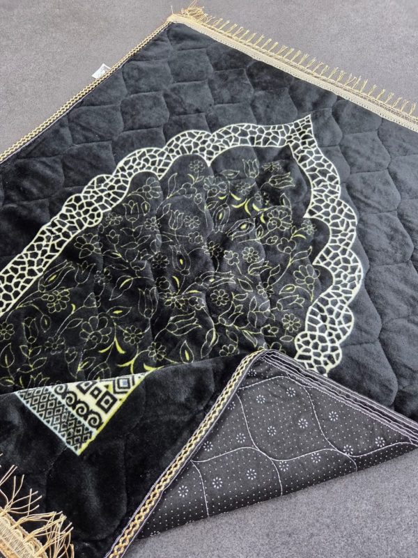 High Quality China Soft Prayer JayNamaz | Prayer Mat (Blanket  JayNamaj)| Mash Jaynamaz- extra soft different Colors-1 piece - Image 2