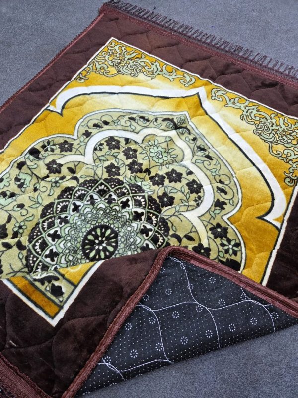 High Quality China Soft Prayer JayNamaz | Prayer Mat (Blanket  JayNamaj)| Mash Jaynamaz- extra soft different Colors-1 piece - Image 8