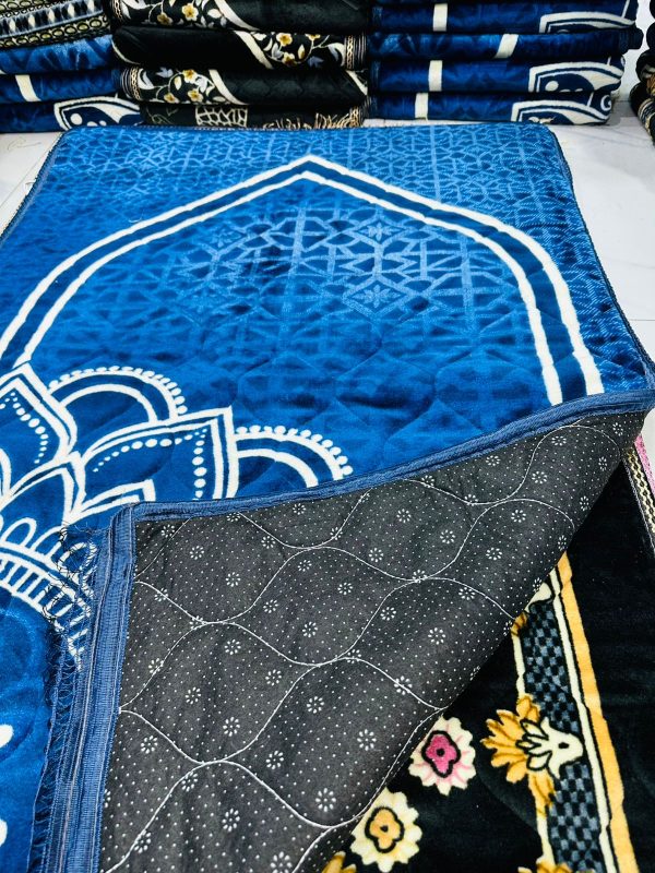 High Quality China Soft Prayer JayNamaz | Prayer Mat (Blanket  JayNamaj)| Mash Jaynamaz- extra soft different Colors-1 piece - Image 3