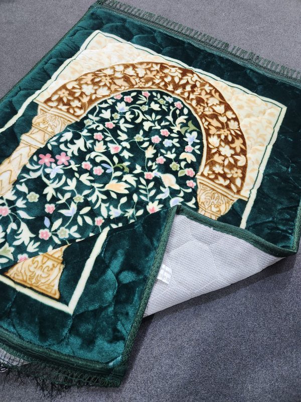 High Quality China Soft Prayer JayNamaz | Prayer Mat (Blanket  JayNamaj)| Mash Jaynamaz- extra soft different Colors-1 piece - Image 13